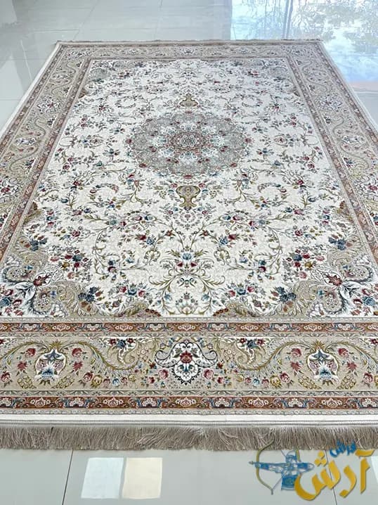 فرش سفید و کرم 1500 شانه طرح نگارستان