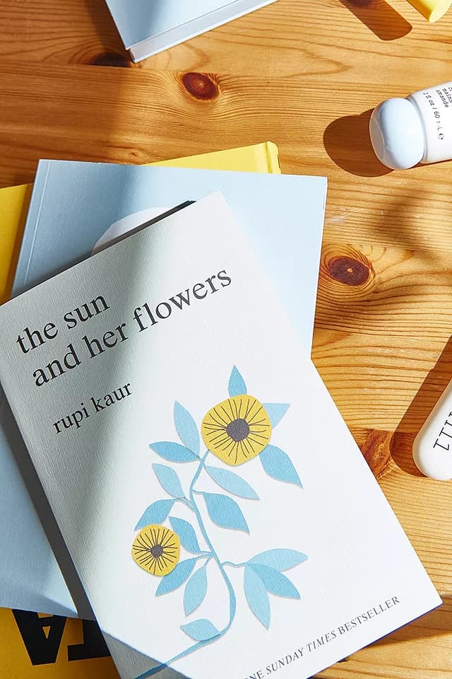 The Sun and Her Flowers – کتاب الکترونیکی انگلیسی — تصویر ۲