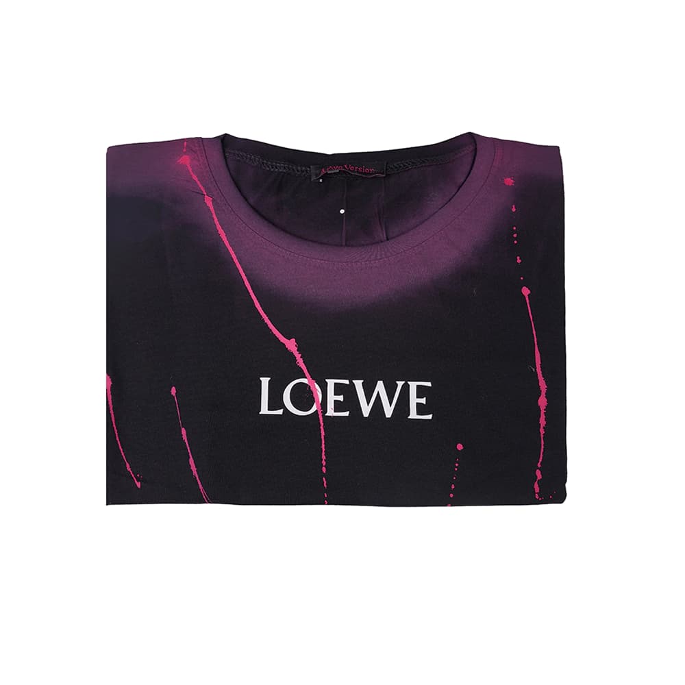 تیشرت کراپ زنانه باکسی طرح سایه دار جلو نوشته loewe — تصویر ۲