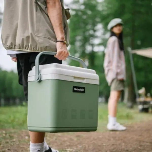 یخدان سفری نیچرهایک مدل LingDu Camping Vacuum Box 24L — تصویر ۴