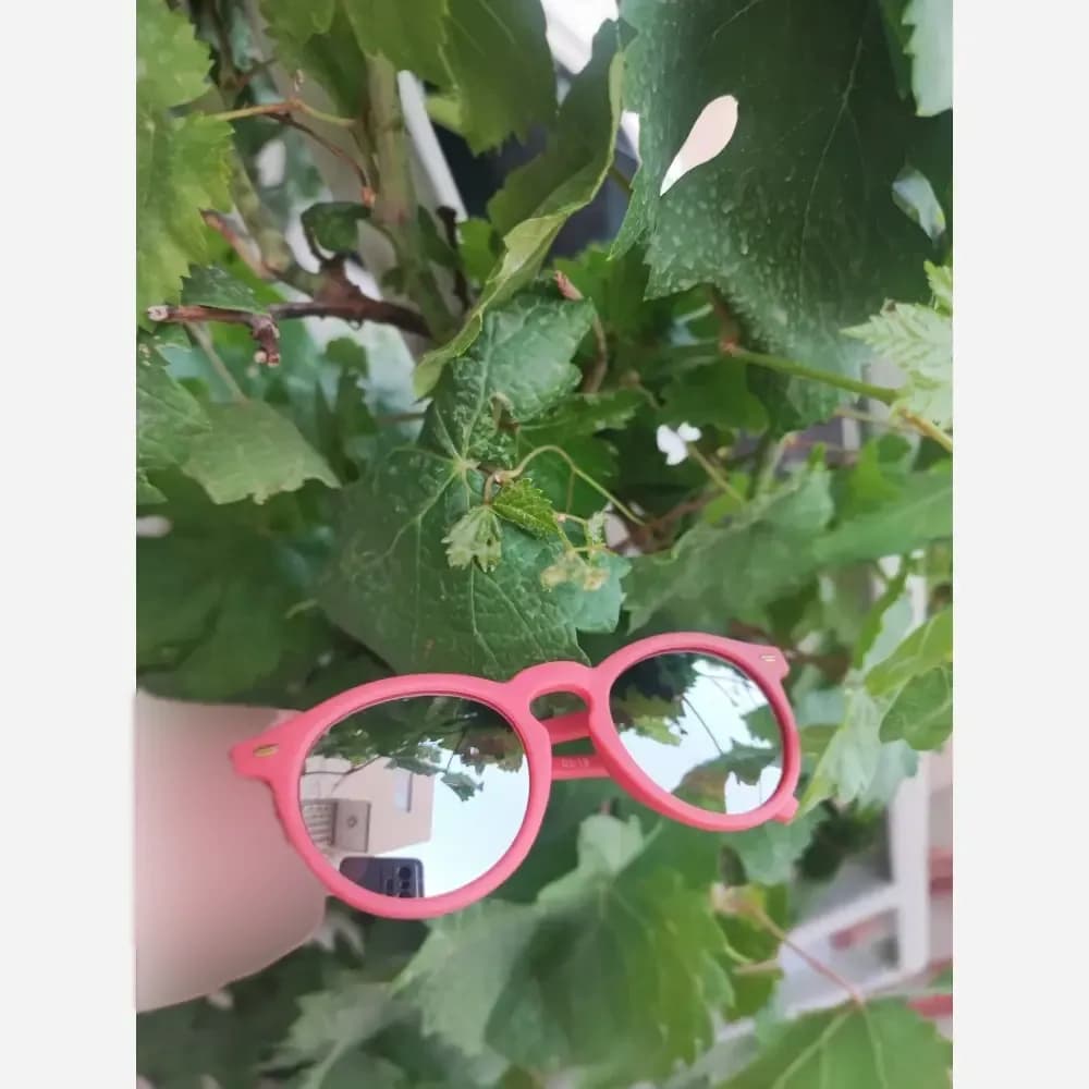 عینک آفتابی بچگانه یووی 400 مناسب 1 تا 3 سال — تصویر ۴