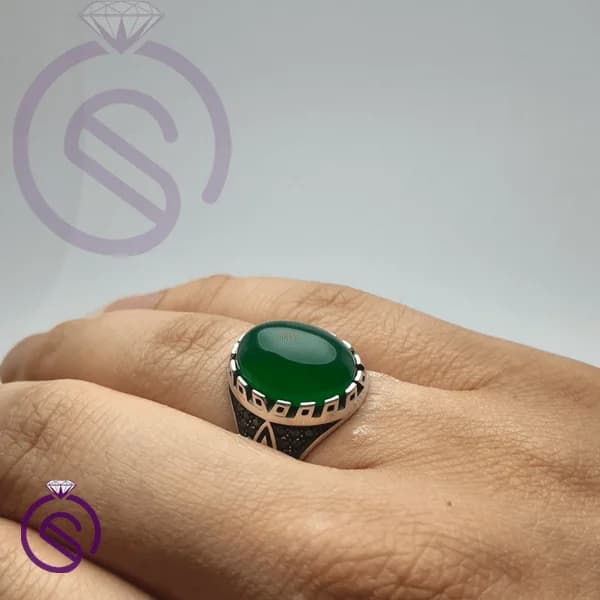 انگشتر نقره عقیق سبز مردانه مدل سامان کد 62108 — تصویر ۲