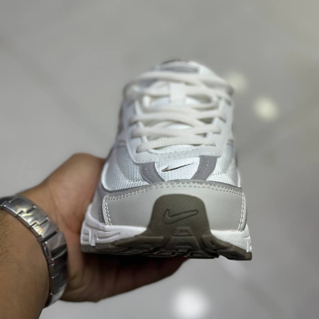 کفش کتونی نایک اینیشیتور سفید خاکستری قهوهای Nike Initiator Phantom Light Bone Sail Brown IB4339 — تصویر ۵