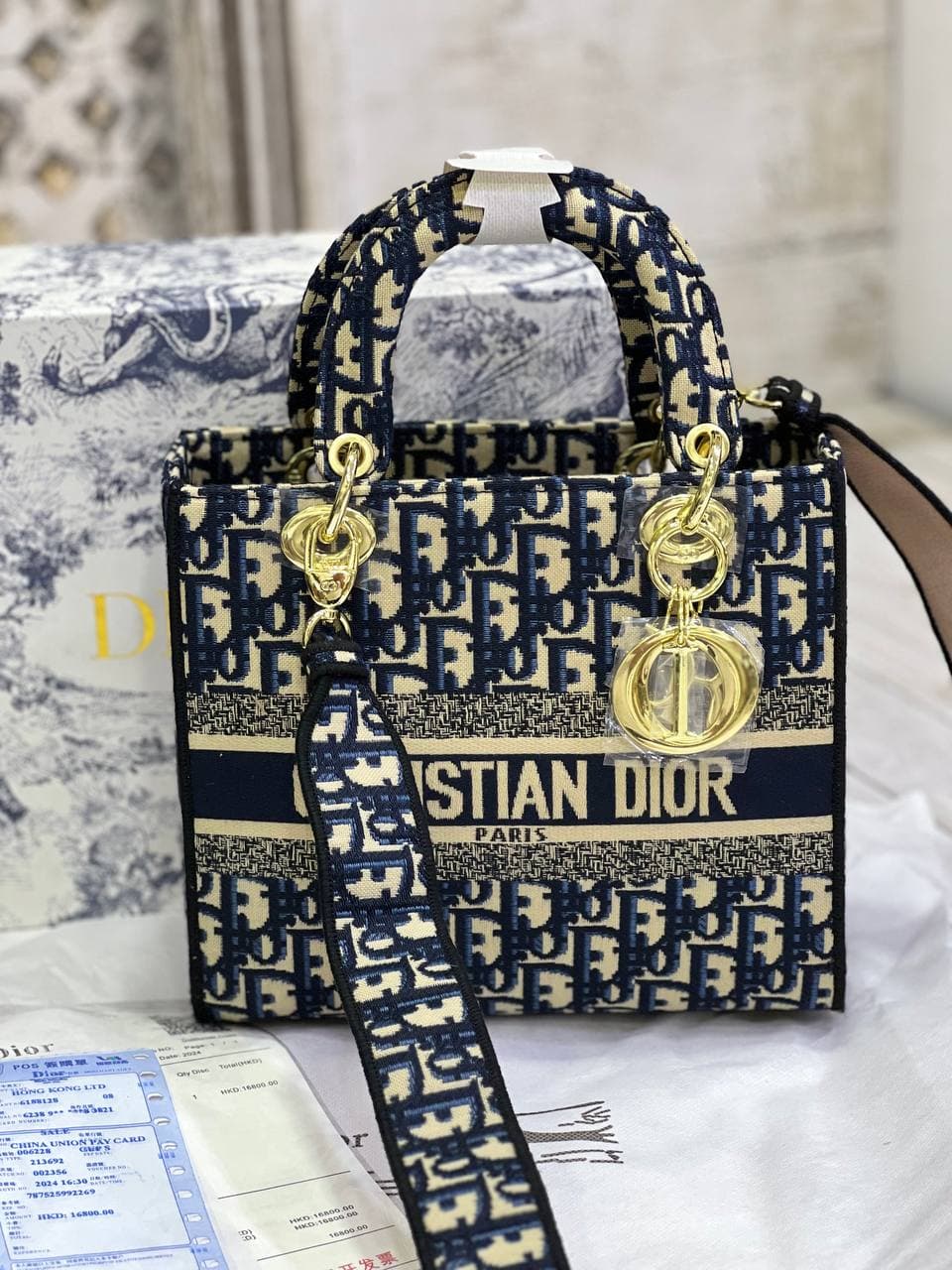 کیف وارداتی برند لیدی دیور DIOR فول پک سایز ۲۵*۲۲ سانت / DIOR FULL PACK — تصویر ۴