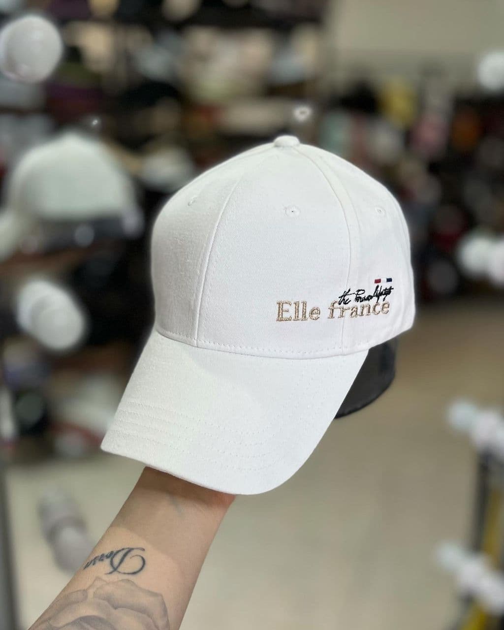 کلاه بیسبالی elle — تصویر ۳