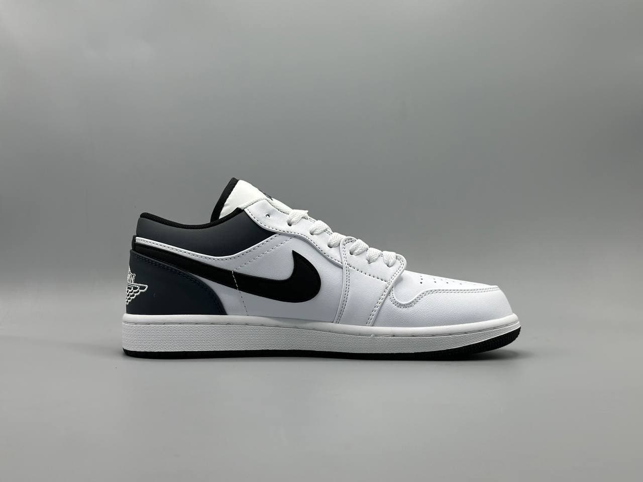 کتانی نایکی جردن 1 لو ریورس پاندا/ Nike Air Jordan 1 Low Reverse panda — تصویر ۳