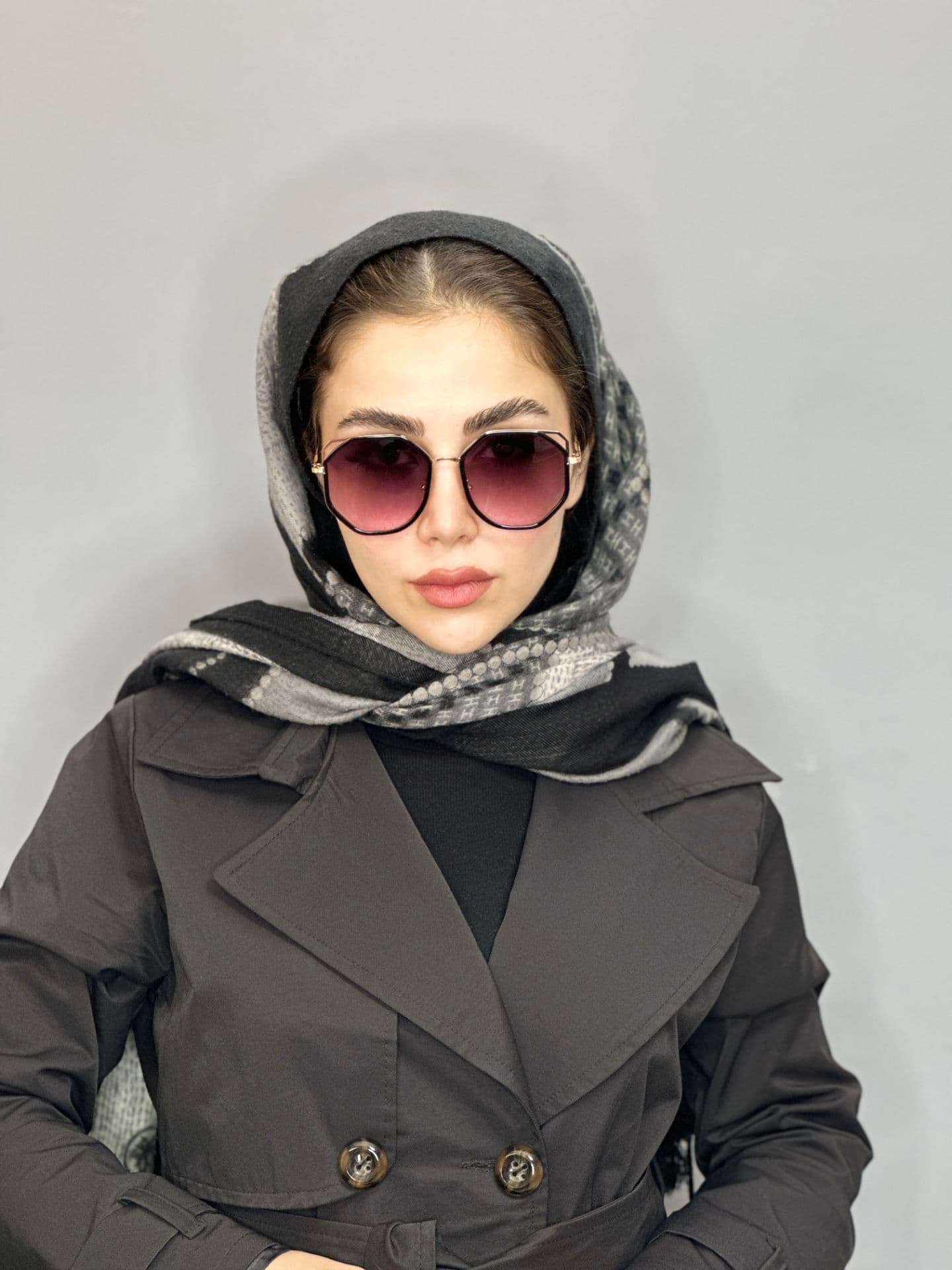 عینک آفتابی اورجینال Chanel چنل زنانه چندضلعی ترند یووی ۴۰۰ — تصویر ۲