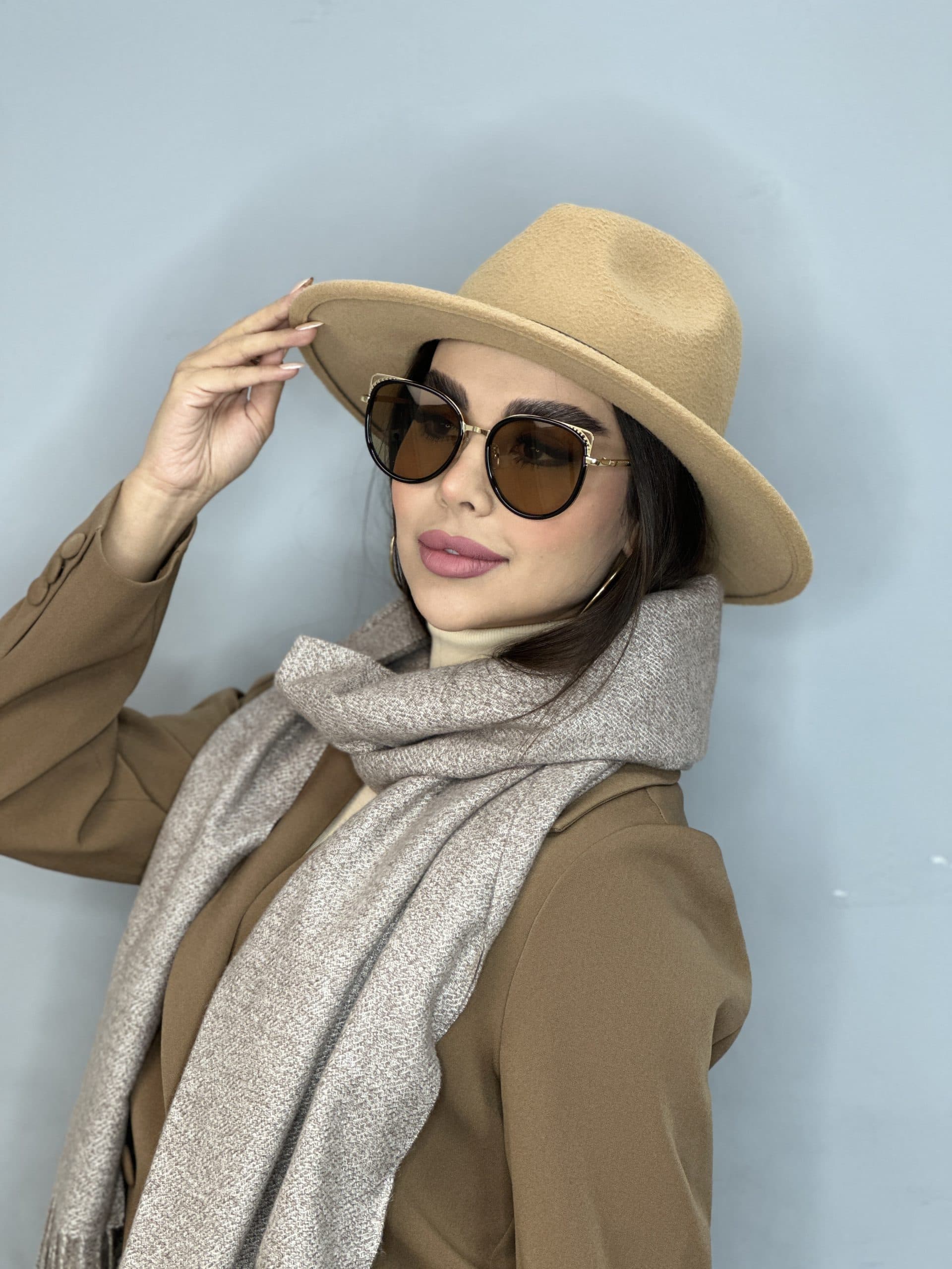 عینک آفتابی اورجینال Chanel چنل زنانه گربه اي قهوه اي ترند یووی ۴۰۰ — تصویر ۳
