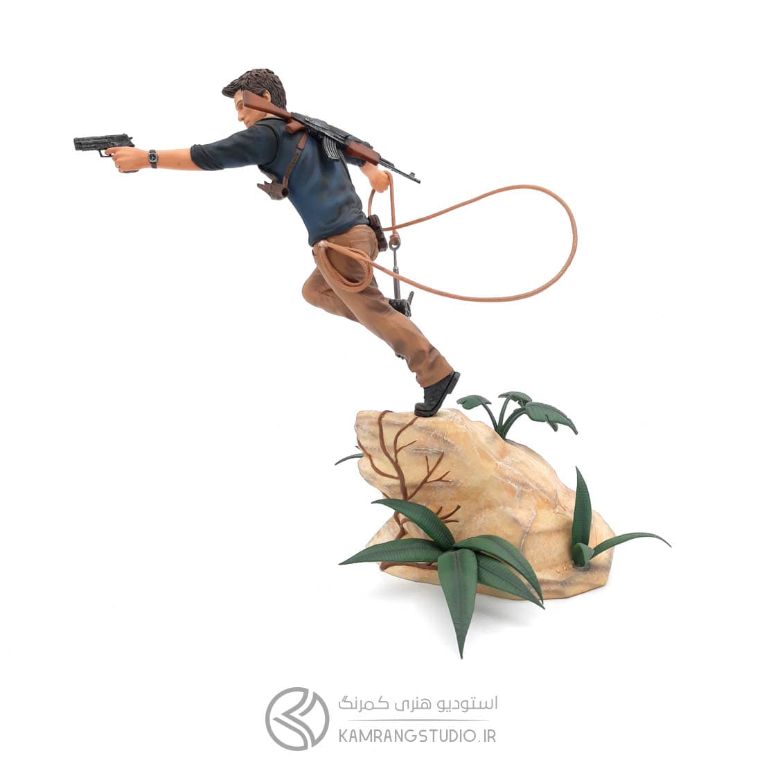 فیگور Uncharted 4 A Thief’s End – Nathan Drake Statue — تصویر ۴