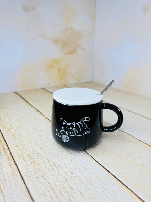 ماگ فانتزی سفید و مشکی طرح گربه کد 2505 — تصویر ۳