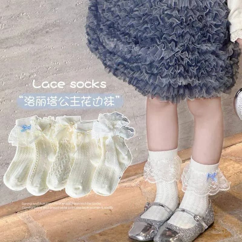 جوراب بچگانه دخترانه نیم ساق طرح Little Queen (مناسب 6 تا 8 سال) — تصویر ۳