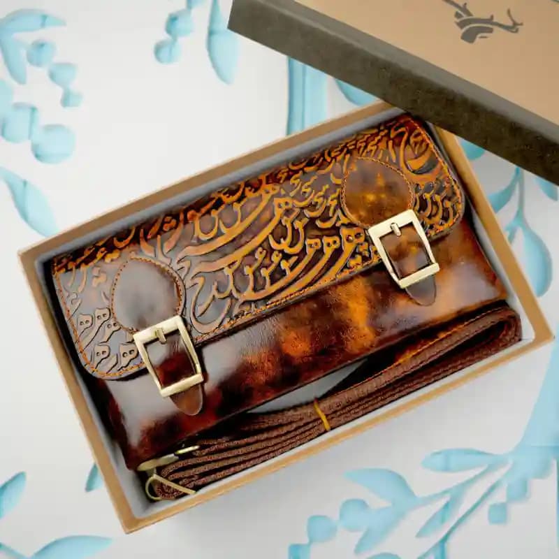 کیف دوشی پاسپورتی زنانه دست رنگ 24-80 — تصویر ۲