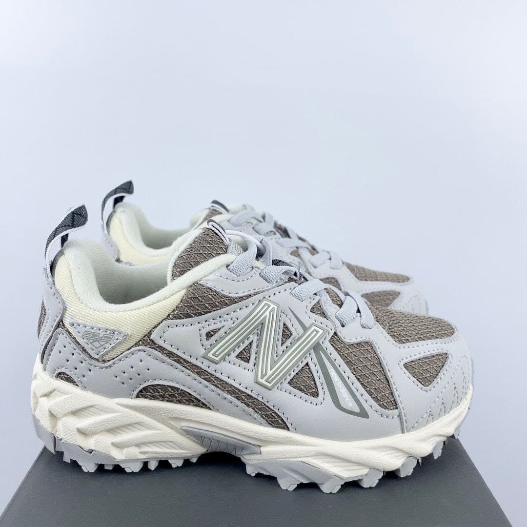 کتونی بچه گانه نیوبالانس ۶۱۰ طوسی New Balance 610
