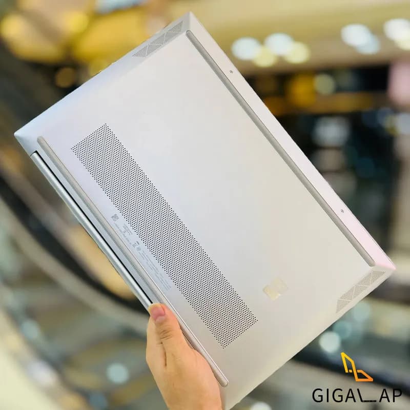 لپ تاپ استوک خانگی اچ پی Pavilion 15 مدل i5-1240P 8GB 512GB SSD Intel Iris Xe 15’6″ FHD — تصویر ۴