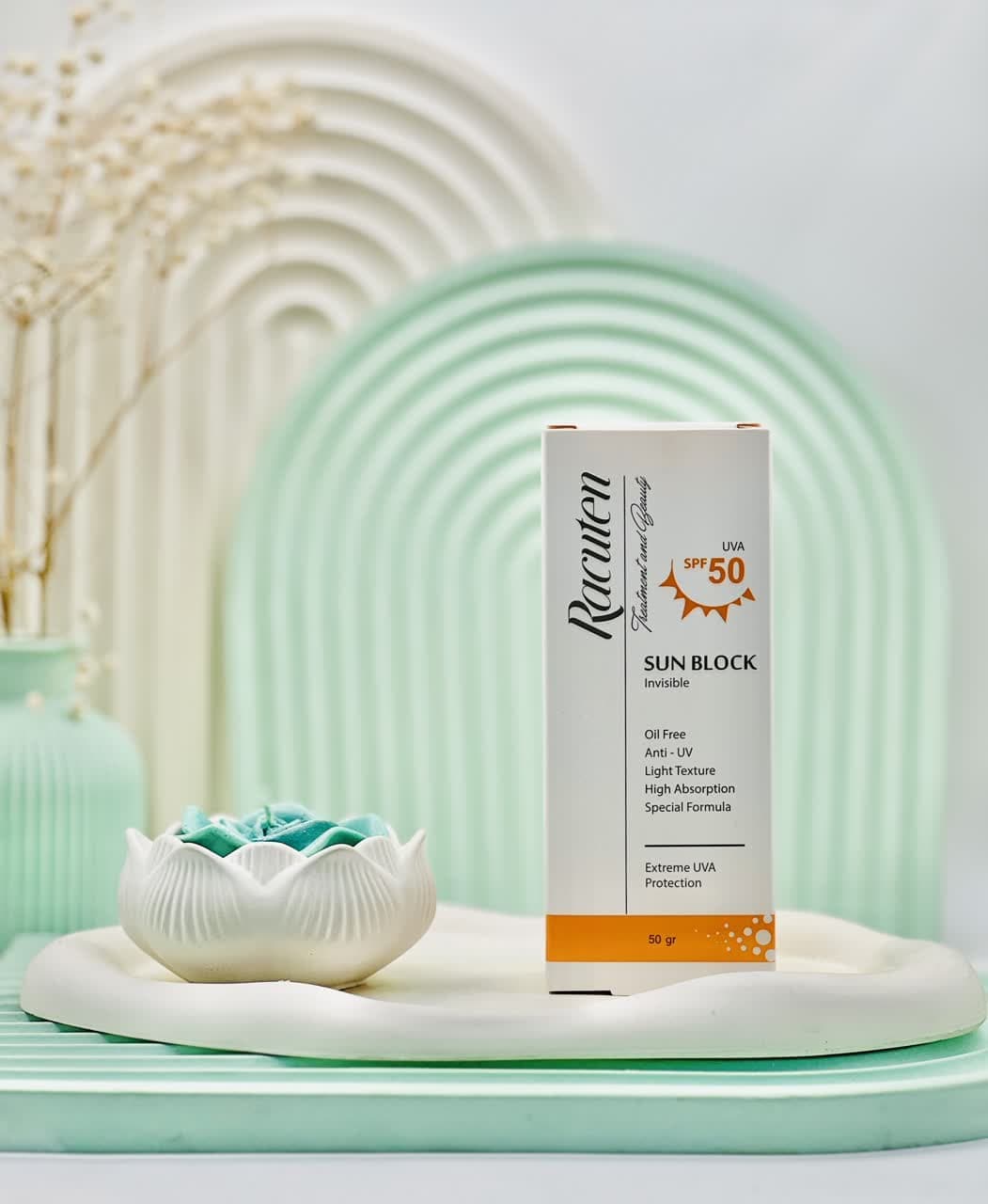 کرم ضد آفتاب SPF50 بی رنگ پوست چرب و مختلط راکوتن 50 میلی لیتر