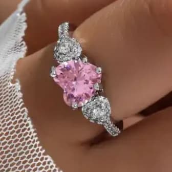 انگشتر زنانه / دخترانه فری سایز free size طرح قلب جواهری رنگ نقره ای نگین کاری شیک آبکاری نقره رنگ ثابت کد zmp