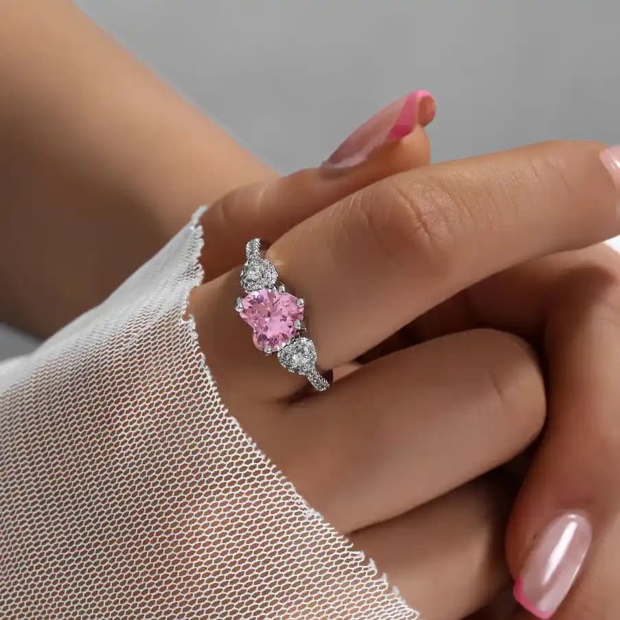 انگشتر زنانه / دخترانه فری سایز free size طرح قلب جواهری رنگ نقره ای نگین کاری شیک آبکاری نقره رنگ ثابت کد zmp — تصویر ۲