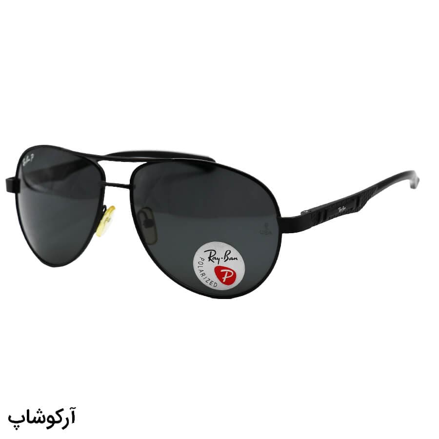 عینک آفتابی Ray-Ban با فریم خلبانی، مشکی رنگ و لنز دودی تیره و پلاریزه مدل P2049
