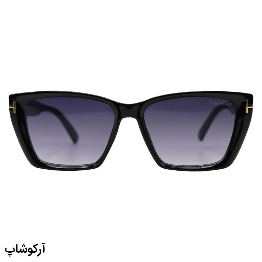عینک آفتابی زنانه Tom Ford با فریم مشکی رنگ، شکل چشم گربه‌ای و لنز دودی سایه روشن مدل 0920 — تصویر ۲