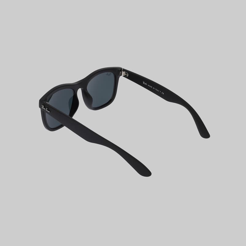 عینک آفتابی ویفرر (Wayfarer) ری بن مدل RB4260D-601S-1 — تصویر ۶