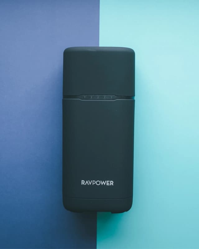 پاوربانک و پاور استیشن 80 وات راوپاور RAVPower 80W 20000mAh AC Portable Power Bank RP-PB054 — تصویر ۷