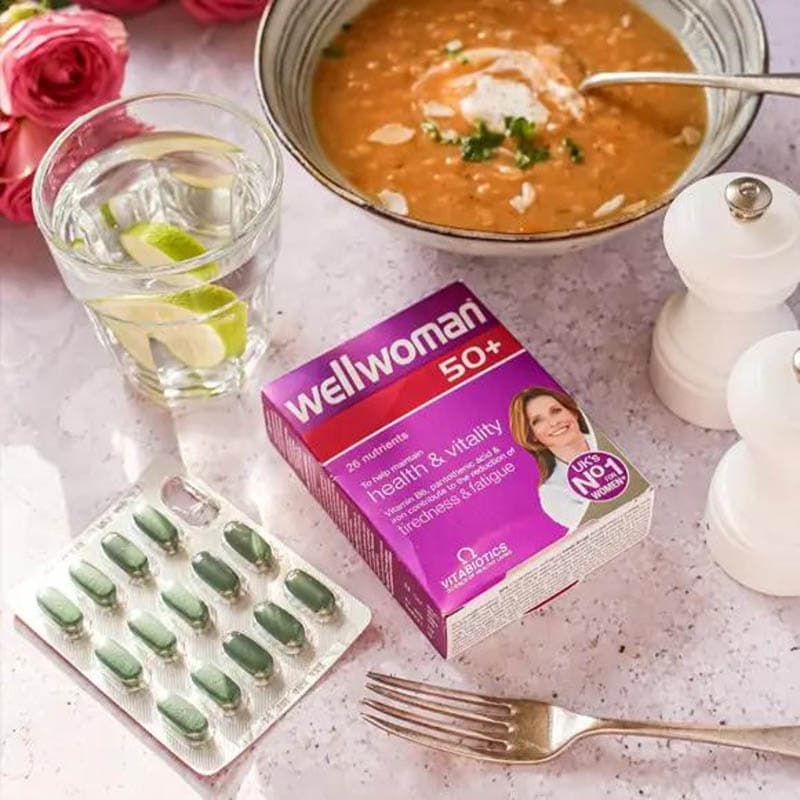 مکمل خوراکی زنان بالای 50 سال وایتابیوتیکز مدل WellWoman +50 بسته 30 عددی — تصویر ۲