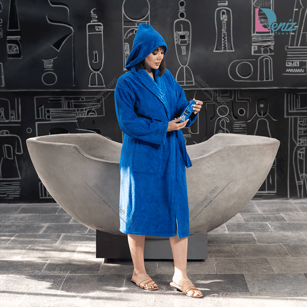 حوله تن پوش آرام رنگ آبی