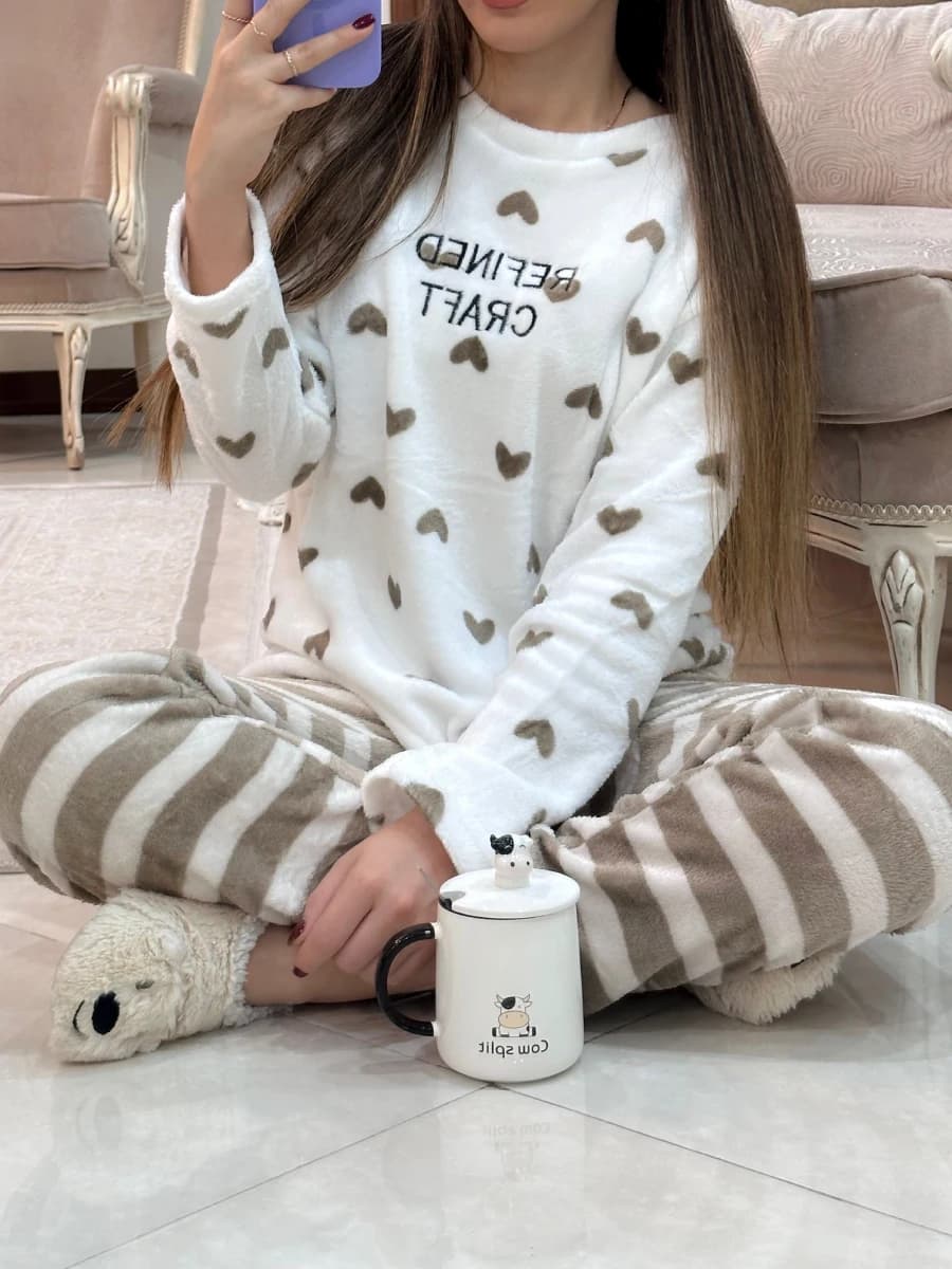 ست بلوز شلوار حوله ای راحتی طرحدار فانتزی کد 5049 L