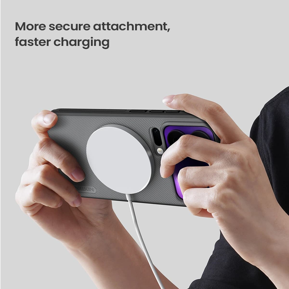 قاب ضدضربه دودی مگنتی Xiaomi 17 Pro مارک نیلکین مدل Super Frosted Shield Pro Clear Magnetic — تصویر ۵
