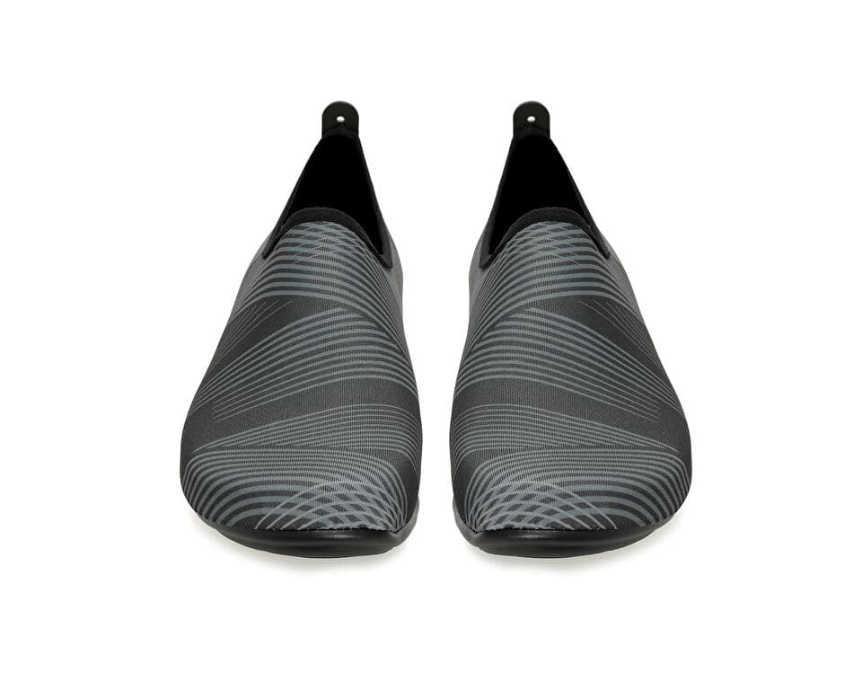 Peluche LINES Sandals — تصویر ۳