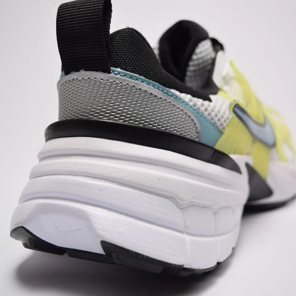 کتونی Nike مدل V2K Run – HJ9568-100 — تصویر ۸