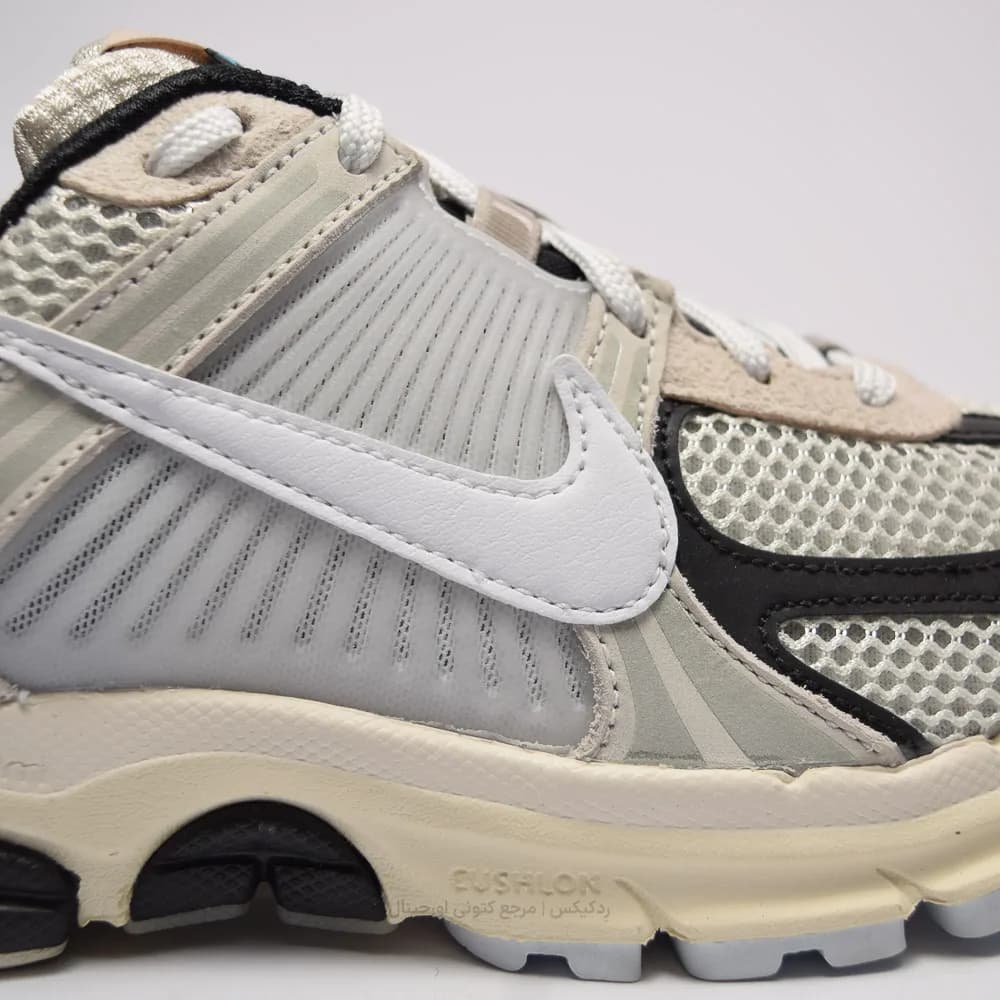 کتونی Nike مدل Zoom Vomero 5 – FN7649-110 — تصویر ۷