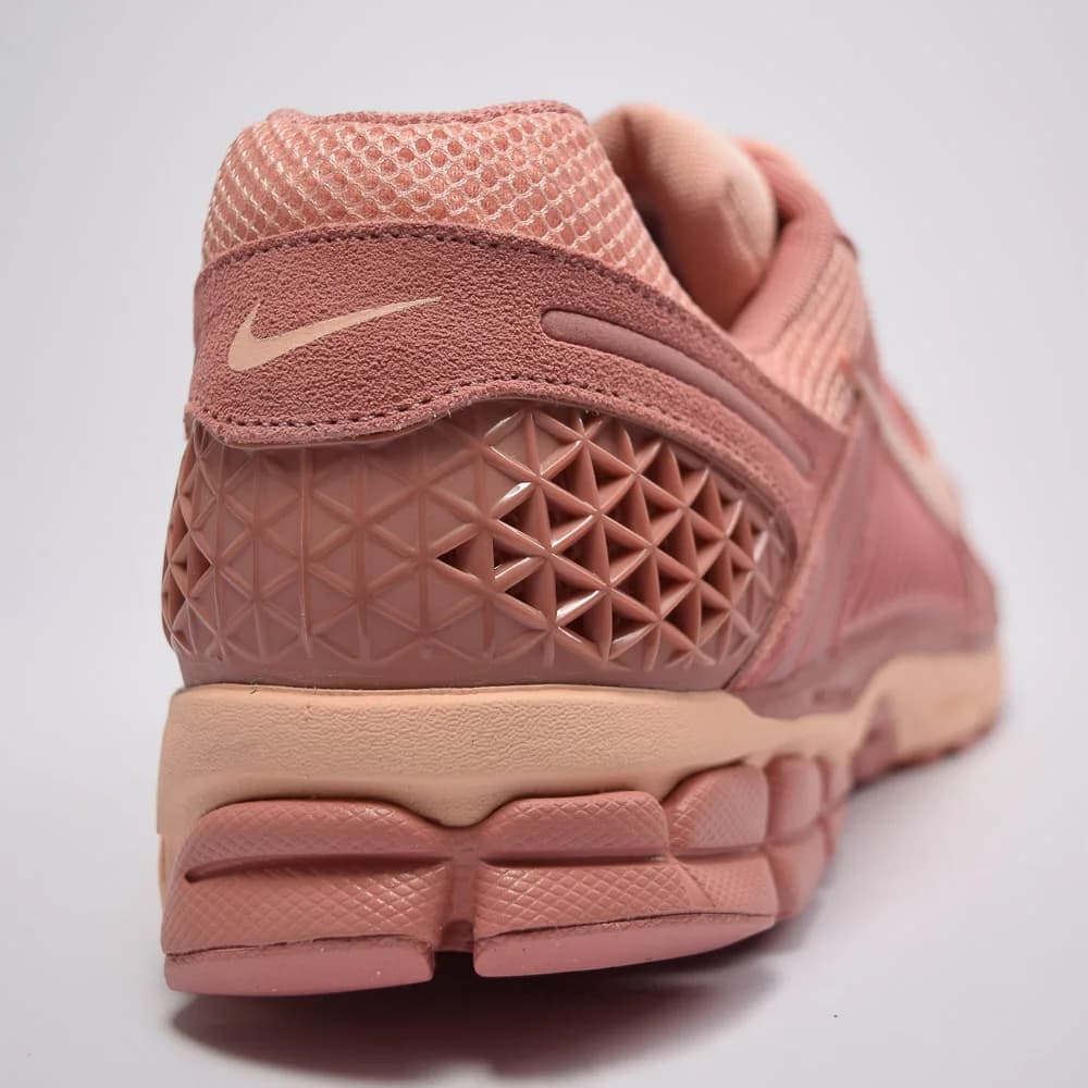 کتونی Nike مدل Zoom Vomero 5 – HF1553-600 — تصویر ۸