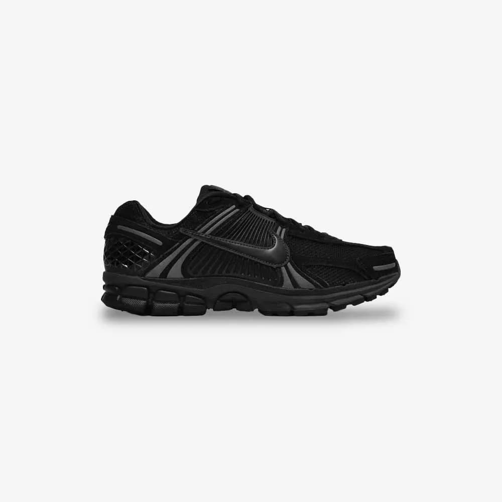 کتونی Nike مدل Zoom Vomero 5 – HF1553-600 — تصویر ۹