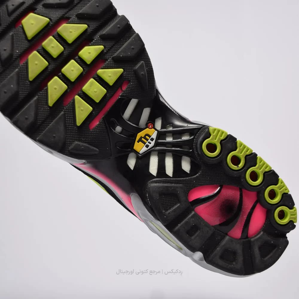 کتونی Nike مدل Air Max Plus Tuned Air – FJ4883-001 — تصویر ۳