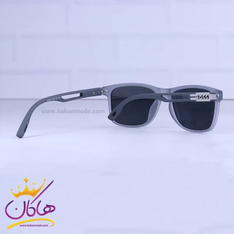 عینک آفتابی بوس مردانه فریم طوسی پلاریزه P3301/5 — تصویر ۴