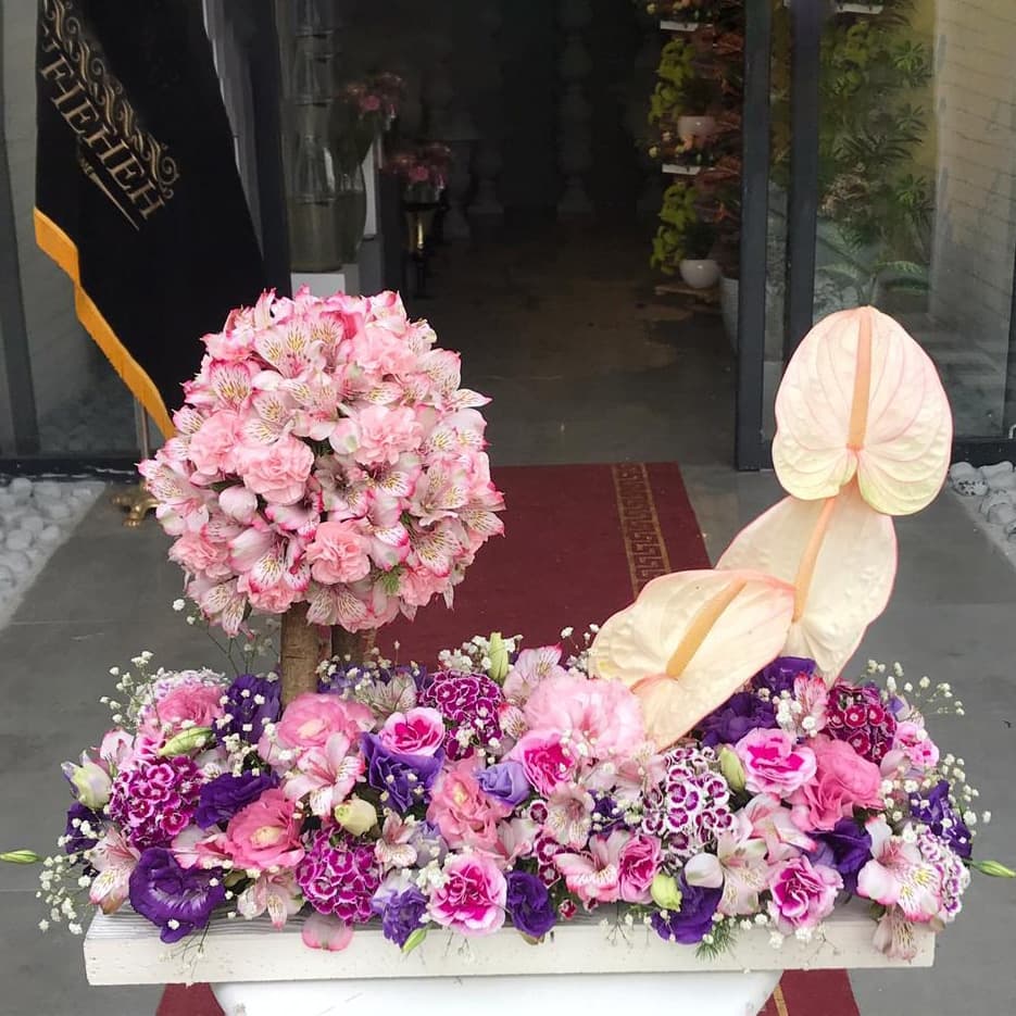 سبد گل گلهای رنگارنگ — تصویر ۲