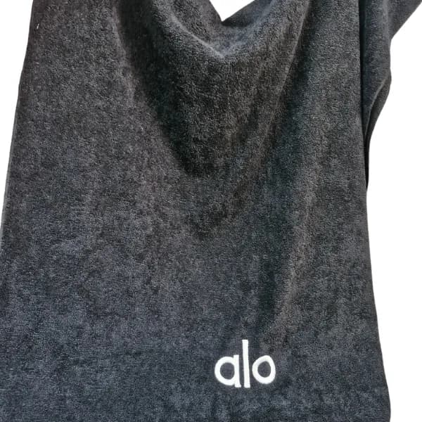 ست حوله باشگاهی 2 تکه طرح alo — تصویر ۴