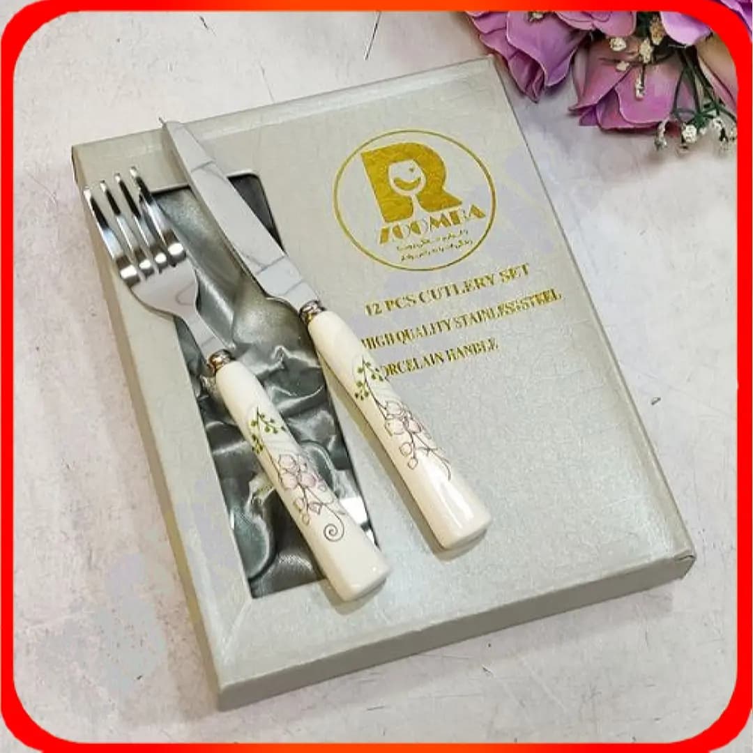 ست کارد و چنگال جعبه‌ای طرح زنبق زومبا مدل 7-29419