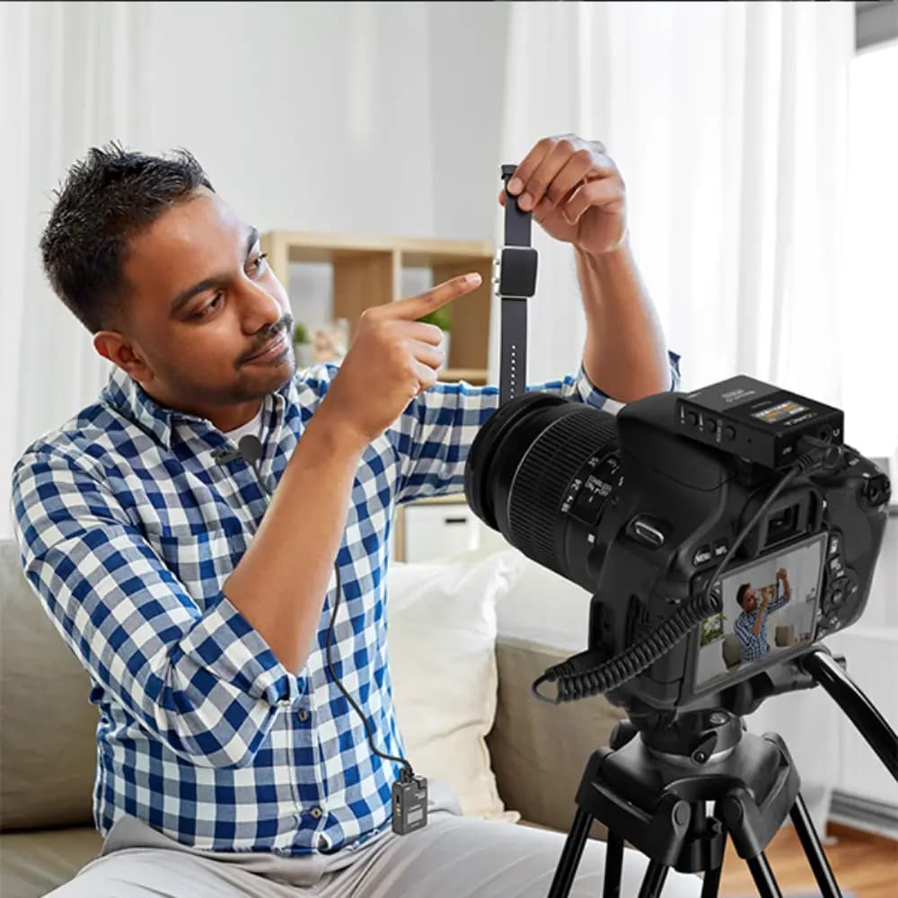 فرستنده میکروفون بی سیم کامیکا مدل Comica BoomX-D Pro TX — تصویر ۴