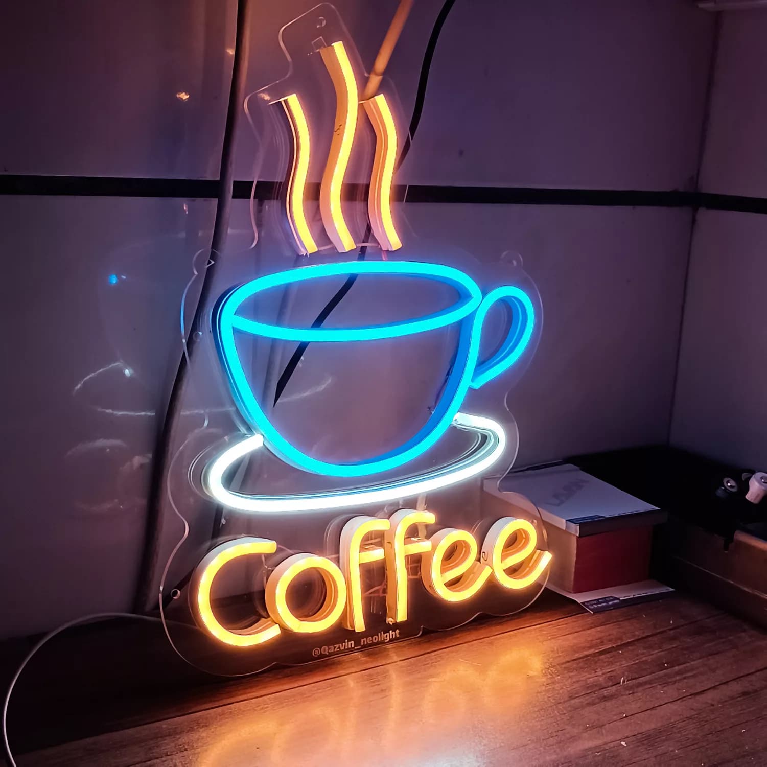 چراغ نئونی طرح coffee کد CO33X24 — تصویر ۳