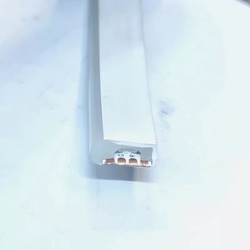 ریسه نئون فلکسی مدل RGB کد 12v طول 1 متر — تصویر ۳