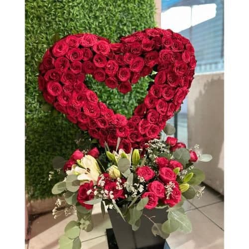 ارسال فوری گل برای باشگاه های تهران 7695