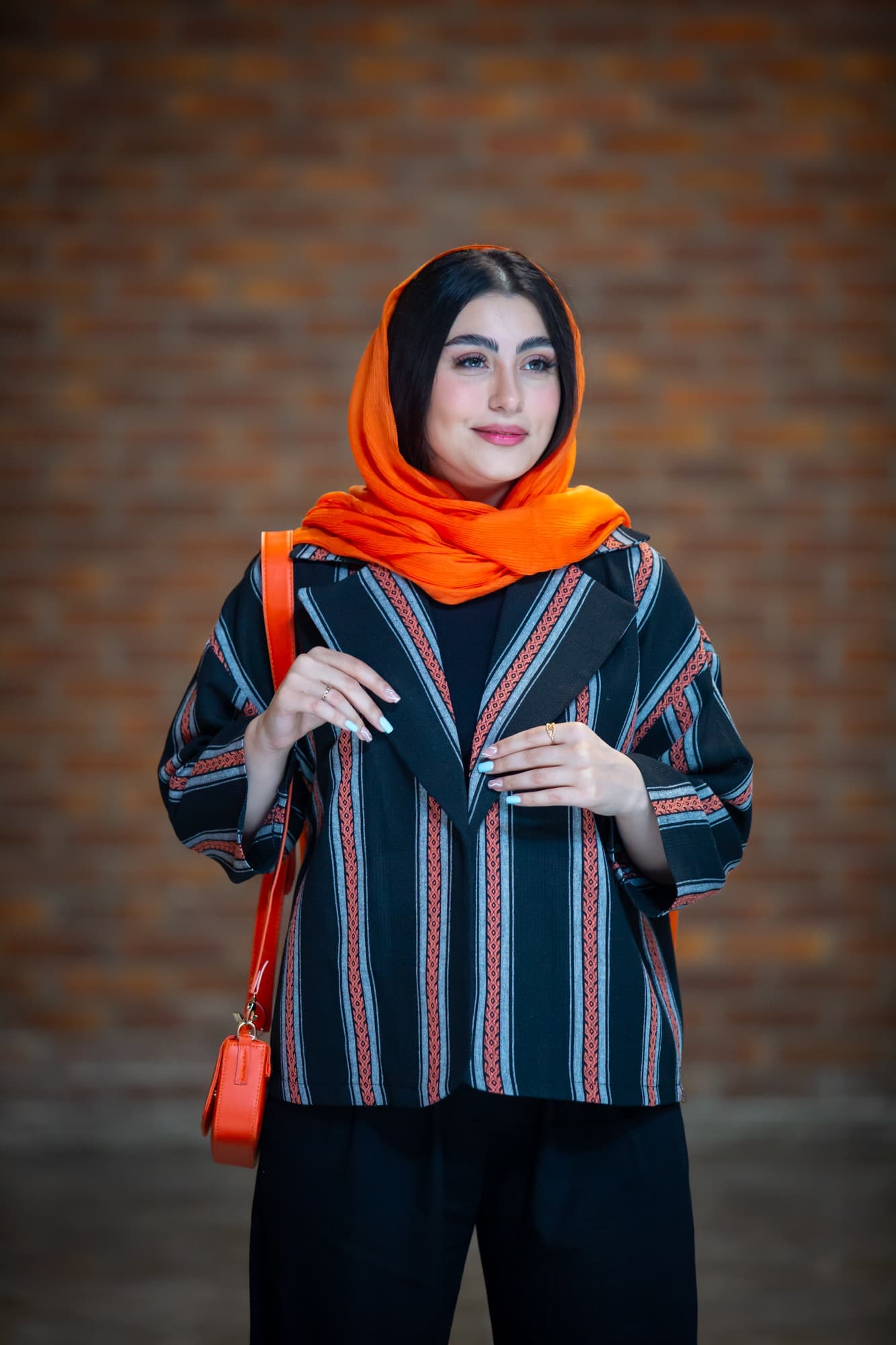 کت کنفی طرحدار مایا — تصویر ۶