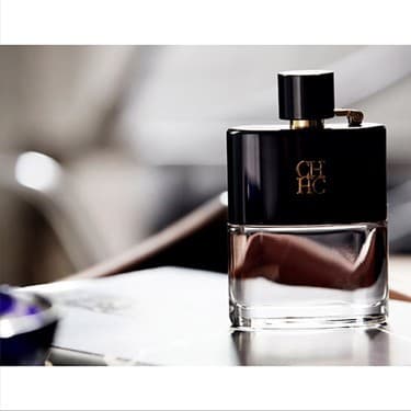عطر ادکلن مردانه کارولینا هررا مدل سی اچ من پرایو Carolina Herrera CH Men Prive حجم ۱۰۰ میلی لیتر | Carolina Herrera CH Men Prive Eau De Toilette For Men 100 ml — تصویر ۳