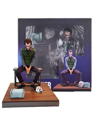 اکشن فیگور جوکر نشسته روی نیمکت joker کد 1596