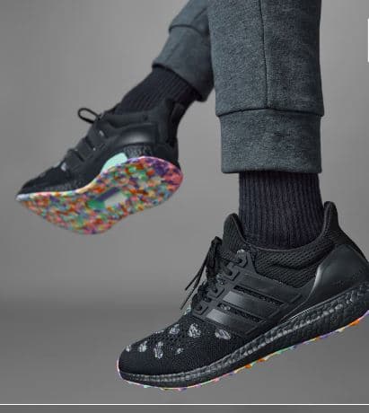 کفش مردانه VALENTİNE’S DAY ULTRABOOST 1.0 AYAKKABI آدیداس — تصویر ۳