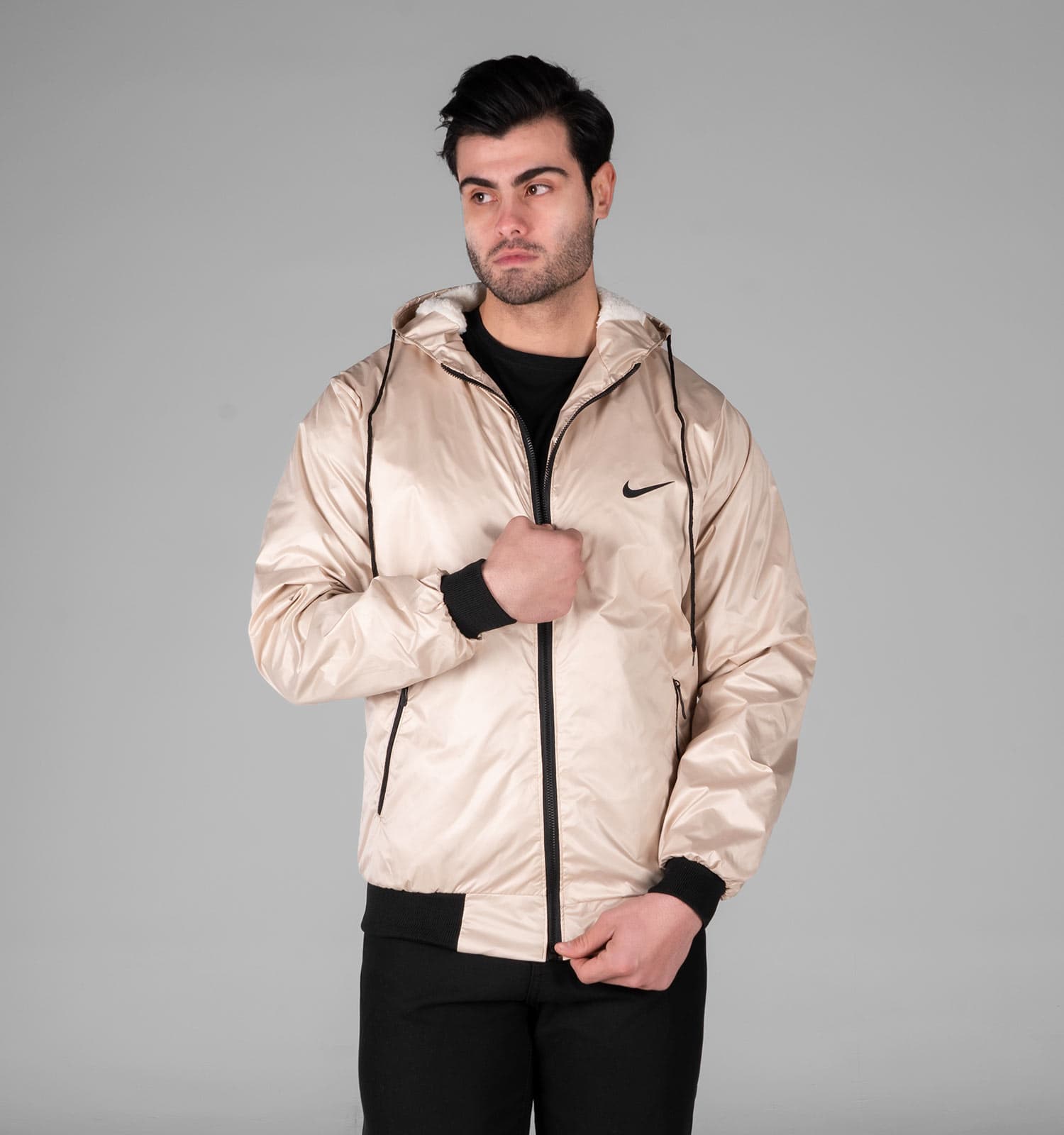 کاپشن مردانه نرمال ساده مموری کرم Nike کد 49345 — تصویر ۳