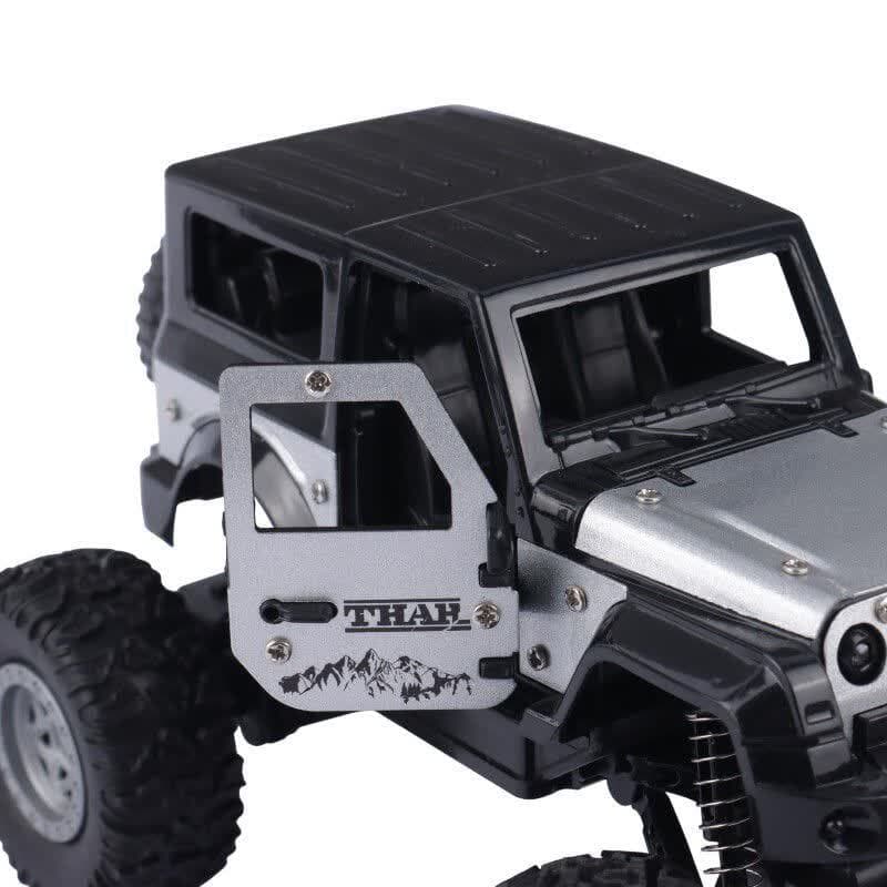 ماشین کنترلی شارژی آفرود دودزا Jeep Suv Behtoys-171 کد 171 — تصویر ۴