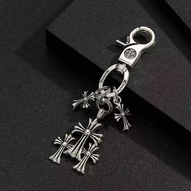 جاکلیدی و آویز کروم هارتز Chrome Hearts — تصویر ۲